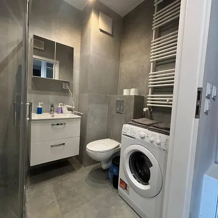 Ostmark A112 Apartment